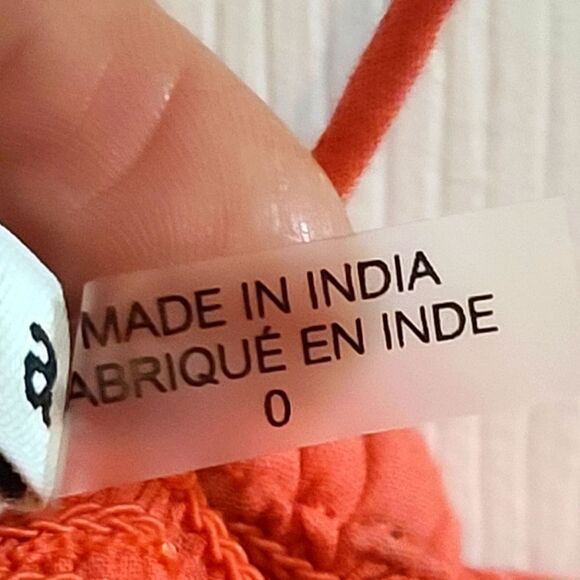 Alice + Olivia Marylynn Ruffle Cropped Top Size 0 - Picture 7 of 9